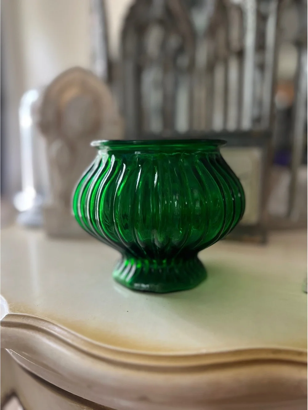 E.O. Brody Co. emerald green ribbed glass melon vase